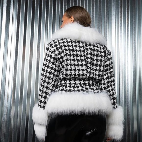 Checker Fur Coat -> Checker Fur Coat -> Checker Fur Coat -> Checker Fur Coat - Picture 12 of 12
